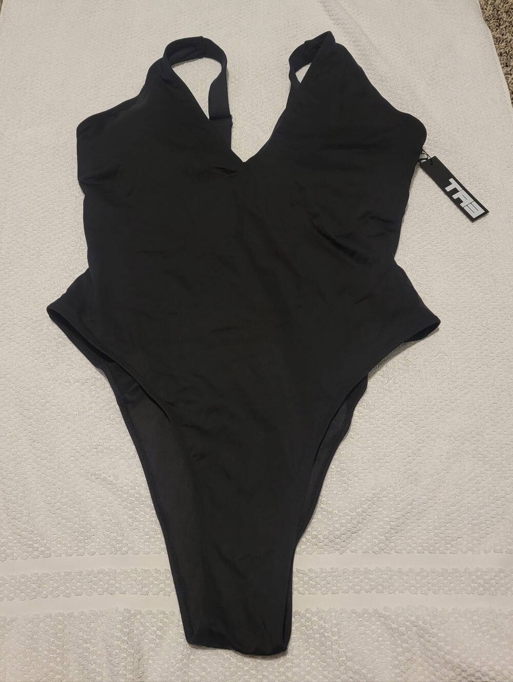 Ta3 High Cut Plungey, Black, 2X Regular Long